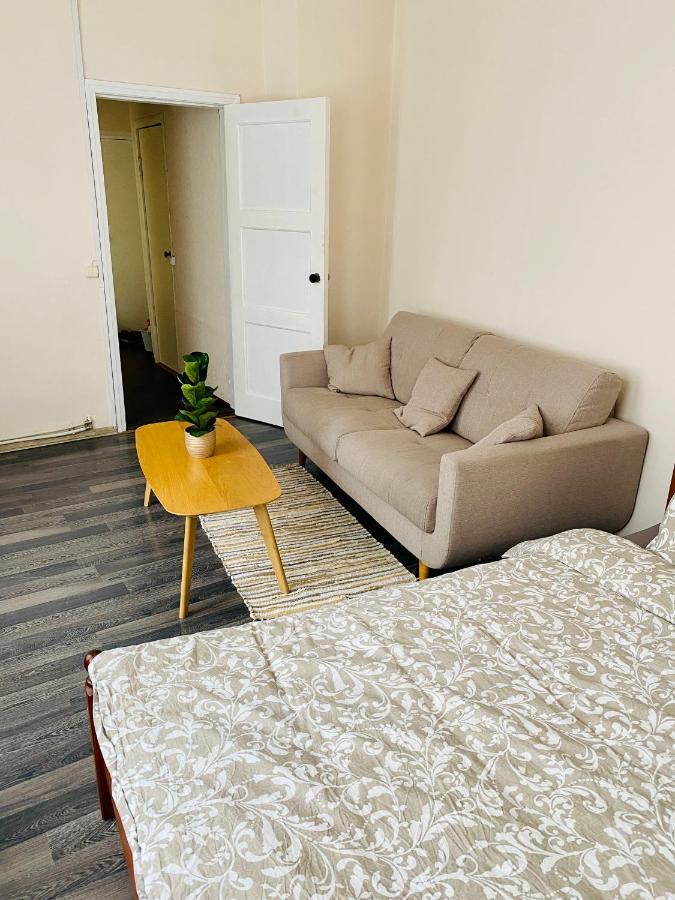 1 Bedroom Apartment Near Kadriorg Swan Pond Reval Esterno foto