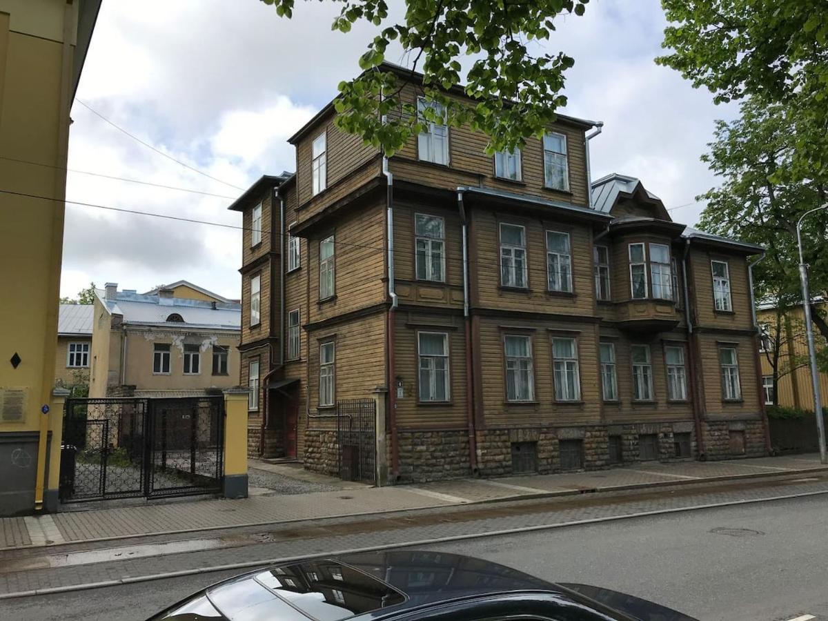 1 Bedroom Apartment Near Kadriorg Swan Pond Reval Esterno foto